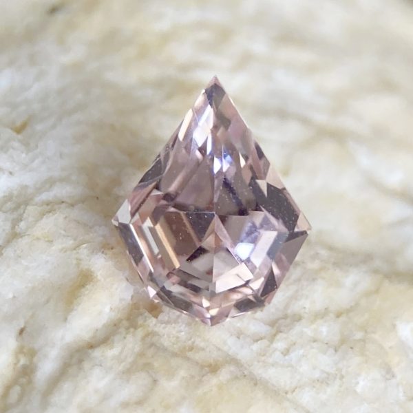 0.82 ct Peach Sapphire